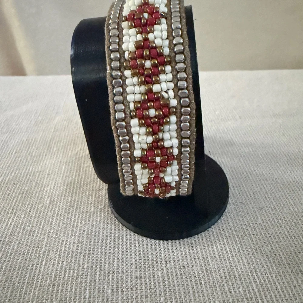 Beaded Red & White Women's Bracelet